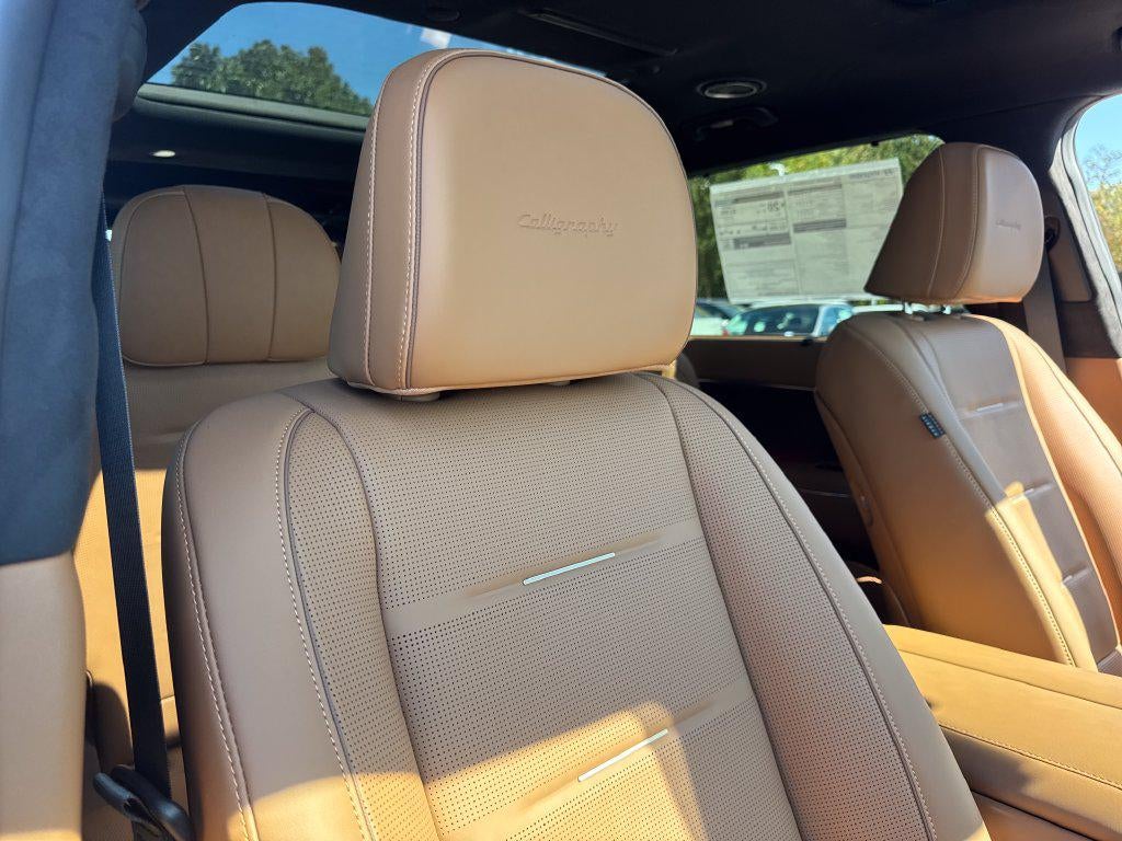 2027 Hyundai PALISADE Calligraphy 7 Passenger