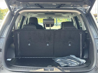 2027 Hyundai PALISADE SEL 7 Passenger