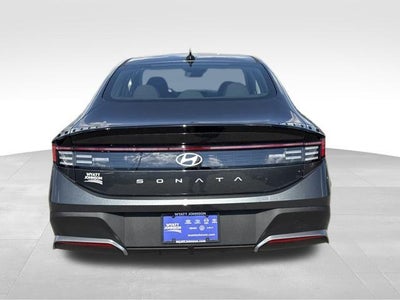 2026 Hyundai SONATA SE