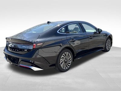 2026 Hyundai SONATA HYBRID SEL