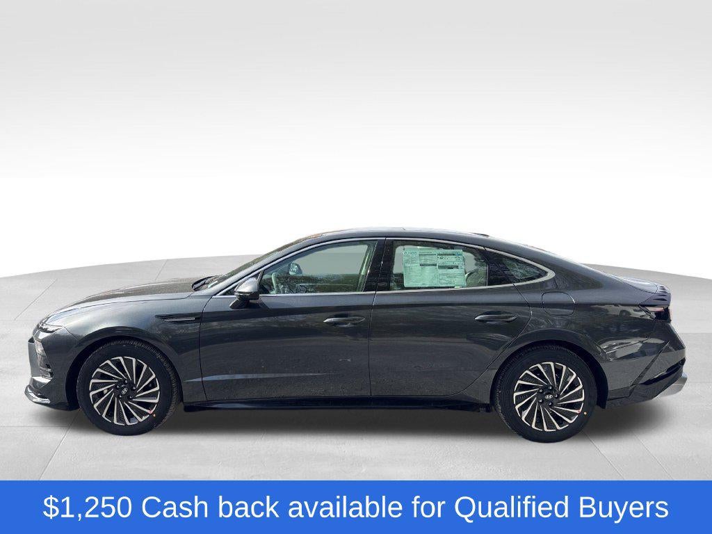 2027 Hyundai SONATA HYBRID SEL
