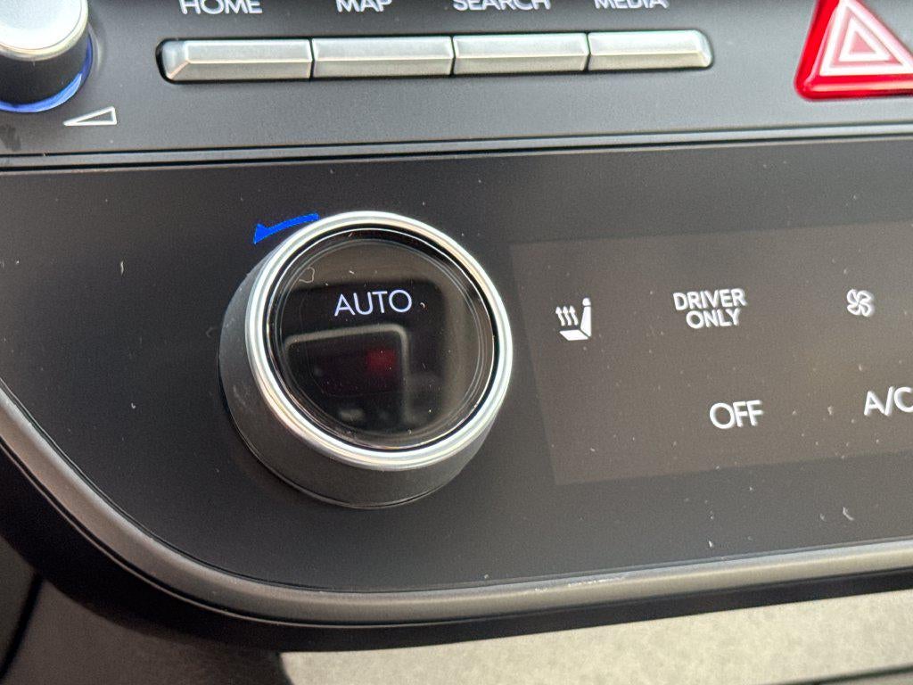 2027 Hyundai SONATA HYBRID SEL
