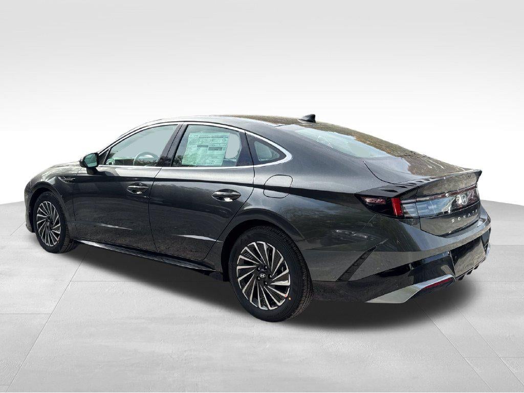 2027 Hyundai SONATA HYBRID SEL