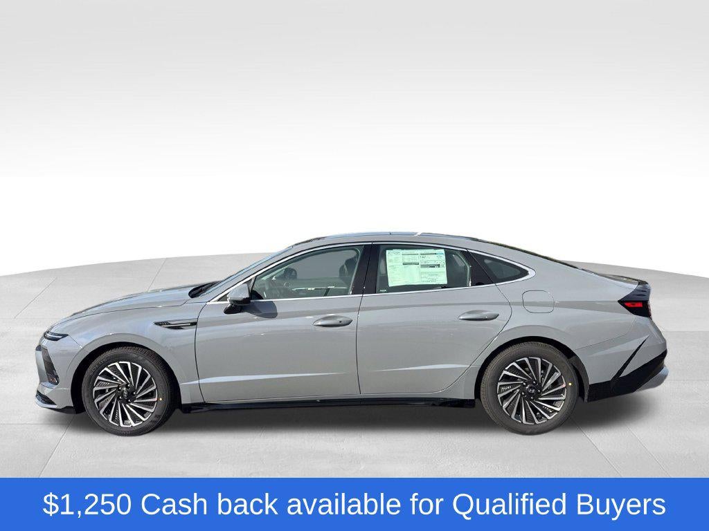 2027 Hyundai SONATA HYBRID SEL
