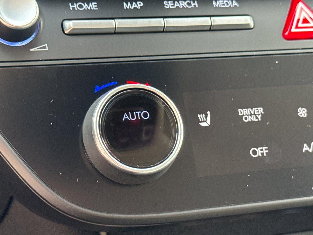 2027 Hyundai SONATA HYBRID SEL