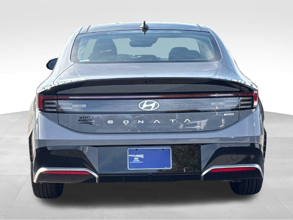 2027 Hyundai SONATA HYBRID SEL