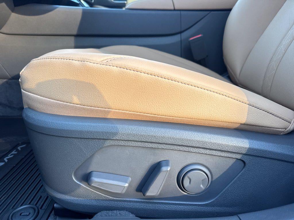 2027 Hyundai SONATA HYBRID Limited