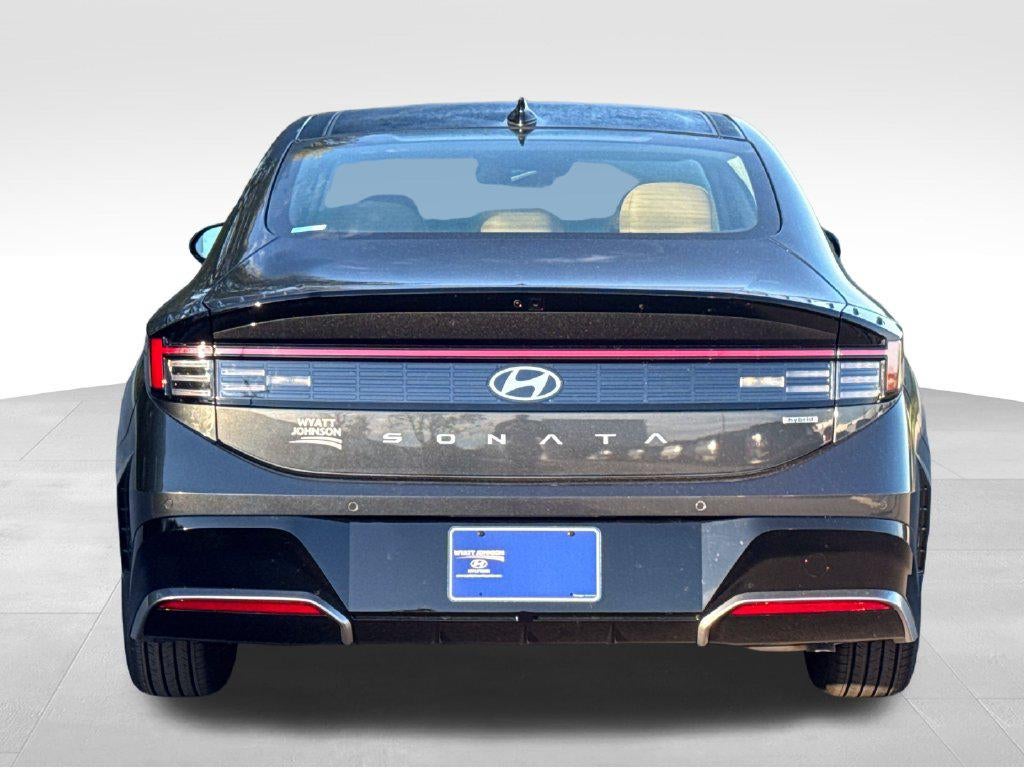 2027 Hyundai SONATA HYBRID Limited