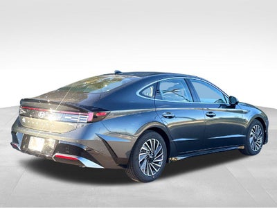 2027 Hyundai SONATA HYBRID Limited