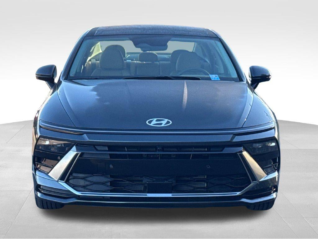 2027 Hyundai SONATA HYBRID Limited