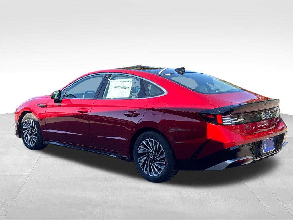2027 Hyundai SONATA HYBRID Limited