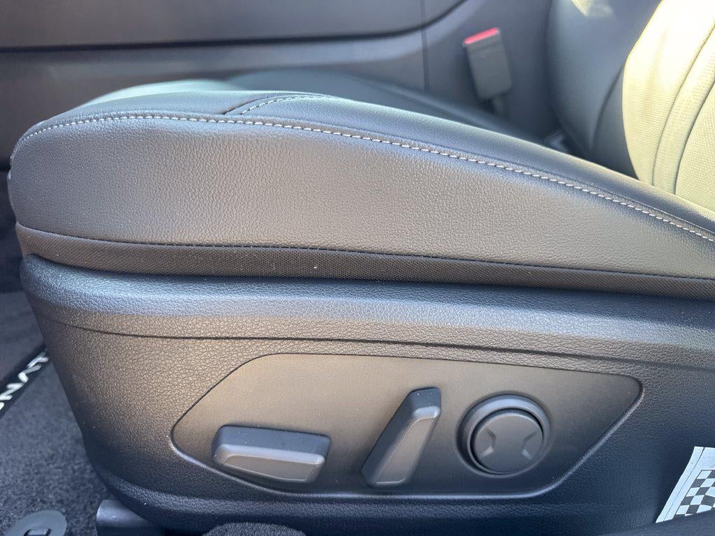 2027 Hyundai SONATA HYBRID Limited