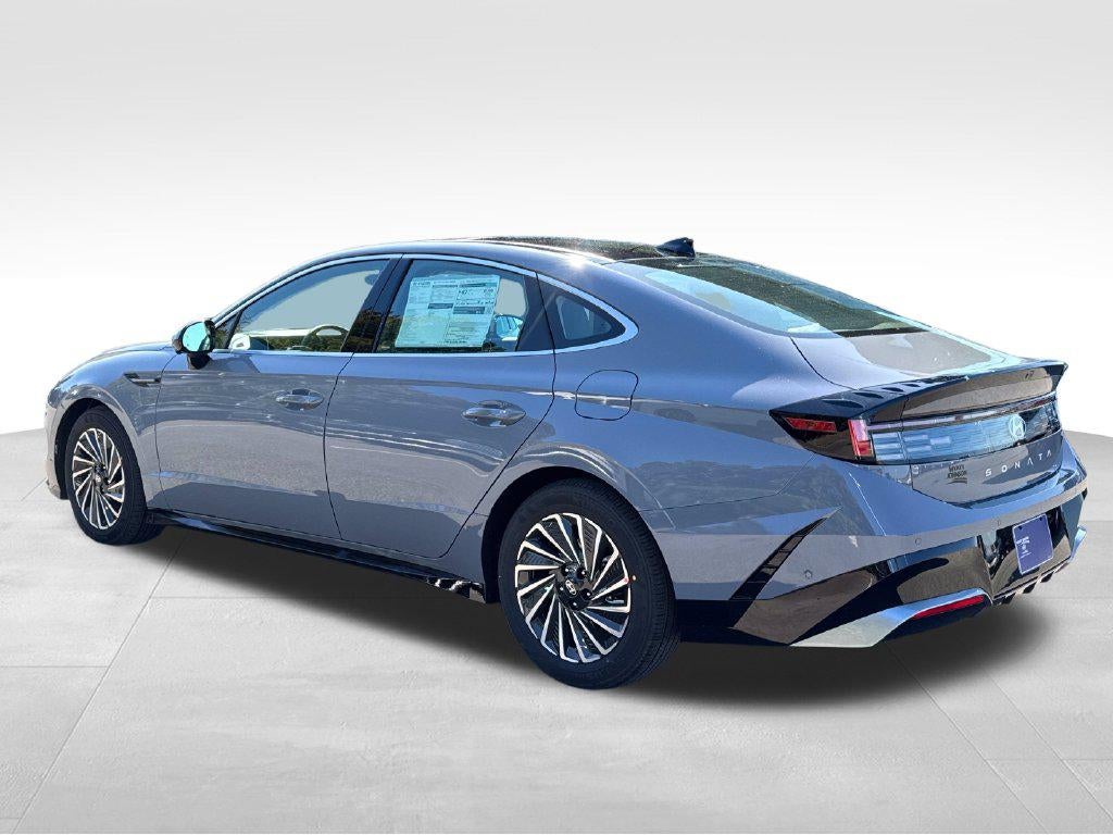 2027 Hyundai SONATA HYBRID Limited