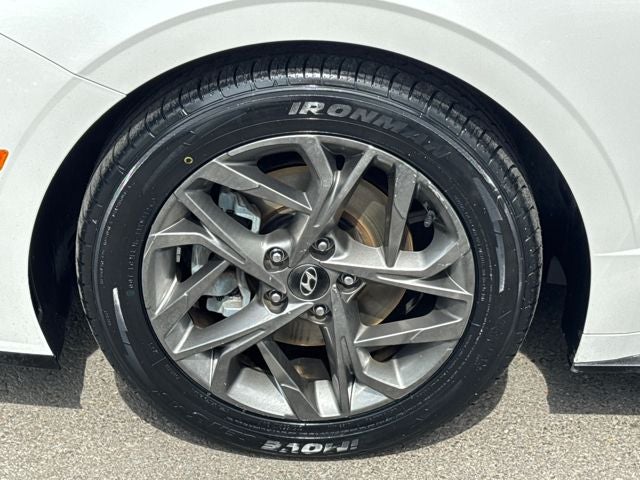 2022 Hyundai SONATA SEL