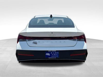 2026 Hyundai ELANTRA SE