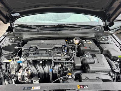 2026 Hyundai ELANTRA SE