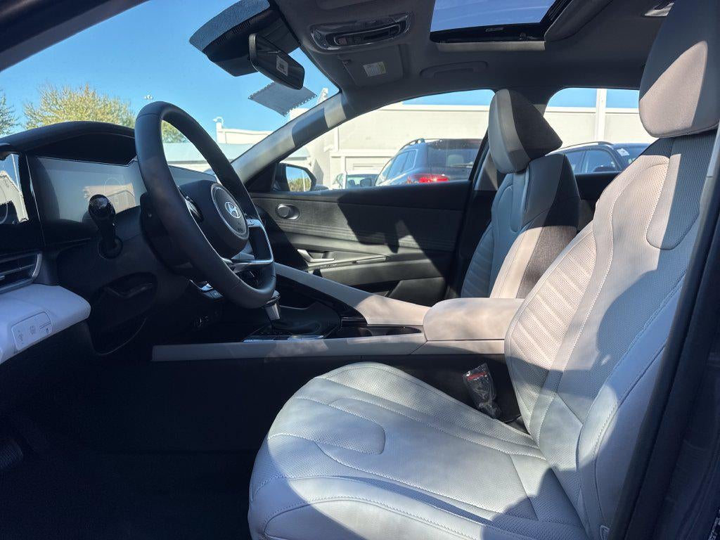 2026 Hyundai ELANTRA HYBRID Limited