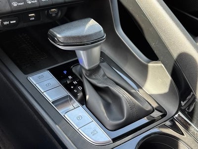 2022 Hyundai ELANTRA Limited