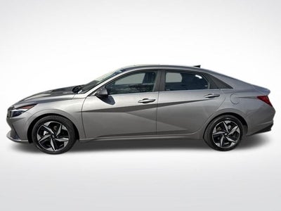2022 Hyundai ELANTRA Limited