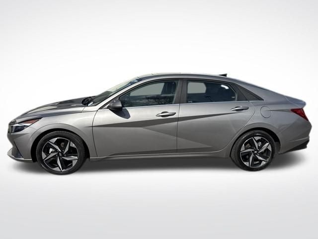 2022 Hyundai ELANTRA Limited
