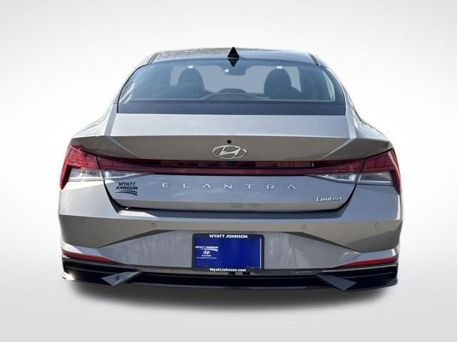 2022 Hyundai ELANTRA Limited