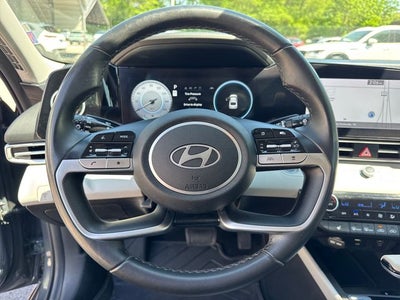 2024 Hyundai ELANTRA Limited