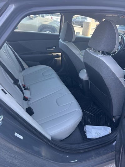 2024 Hyundai ELANTRA Limited