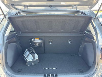 2026 Hyundai VENUE SE